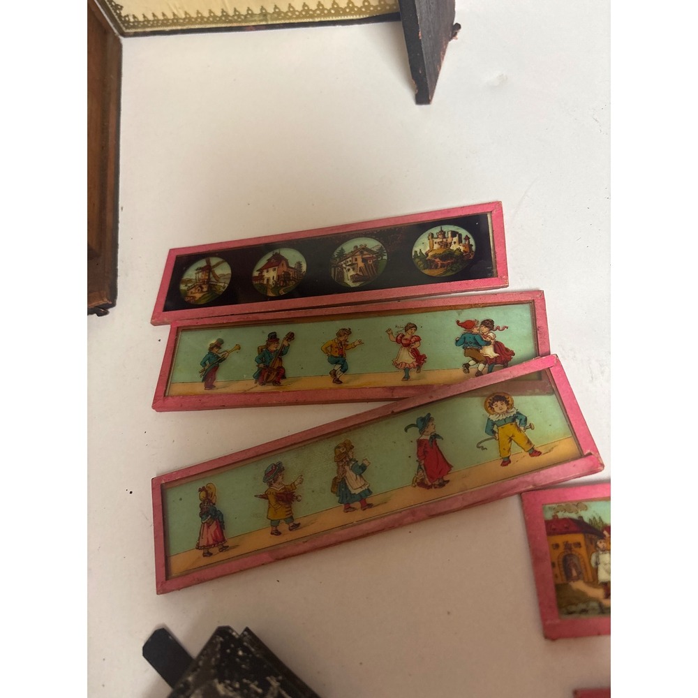 Antique Lanterna Magica Magic Lantern German Projector Set with Glass Slides Box - Picture 7 of 16